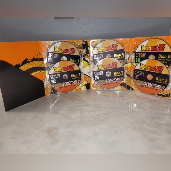 Dragonball Z Season 1 DVDs - Picture 4 of 11